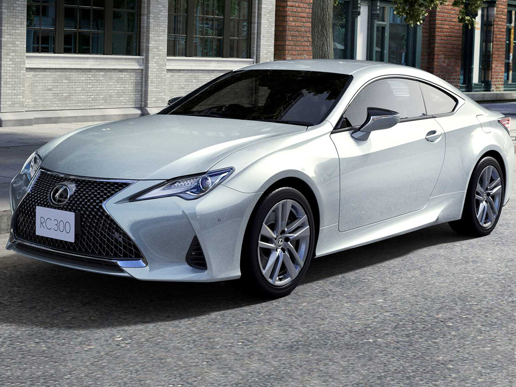 国産　2023年製　最高級　235/40R19 2本　レクサスRC IS カムリ 2023 Lexus RC and RC F gets a number of updates