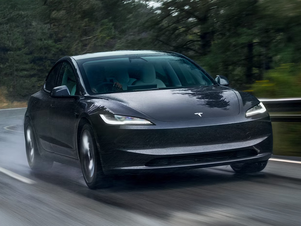 2025 Tesla Model 3 Long Range RWD