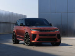 Range Rover SV Carbon