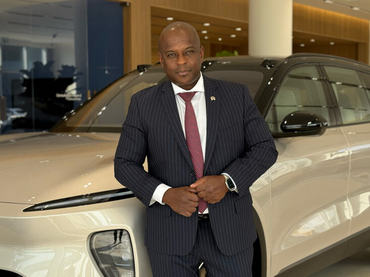 NIO UAE - Roperto Lopes Da Silva