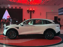 Zeekr 7X