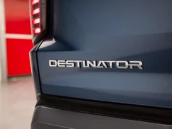 Mitsubishi Destinator