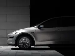 Tesla Model Y L