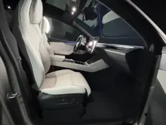 Tesla Model Y L