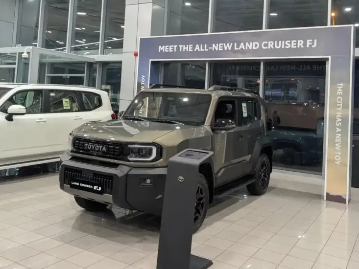 Toyota FJ